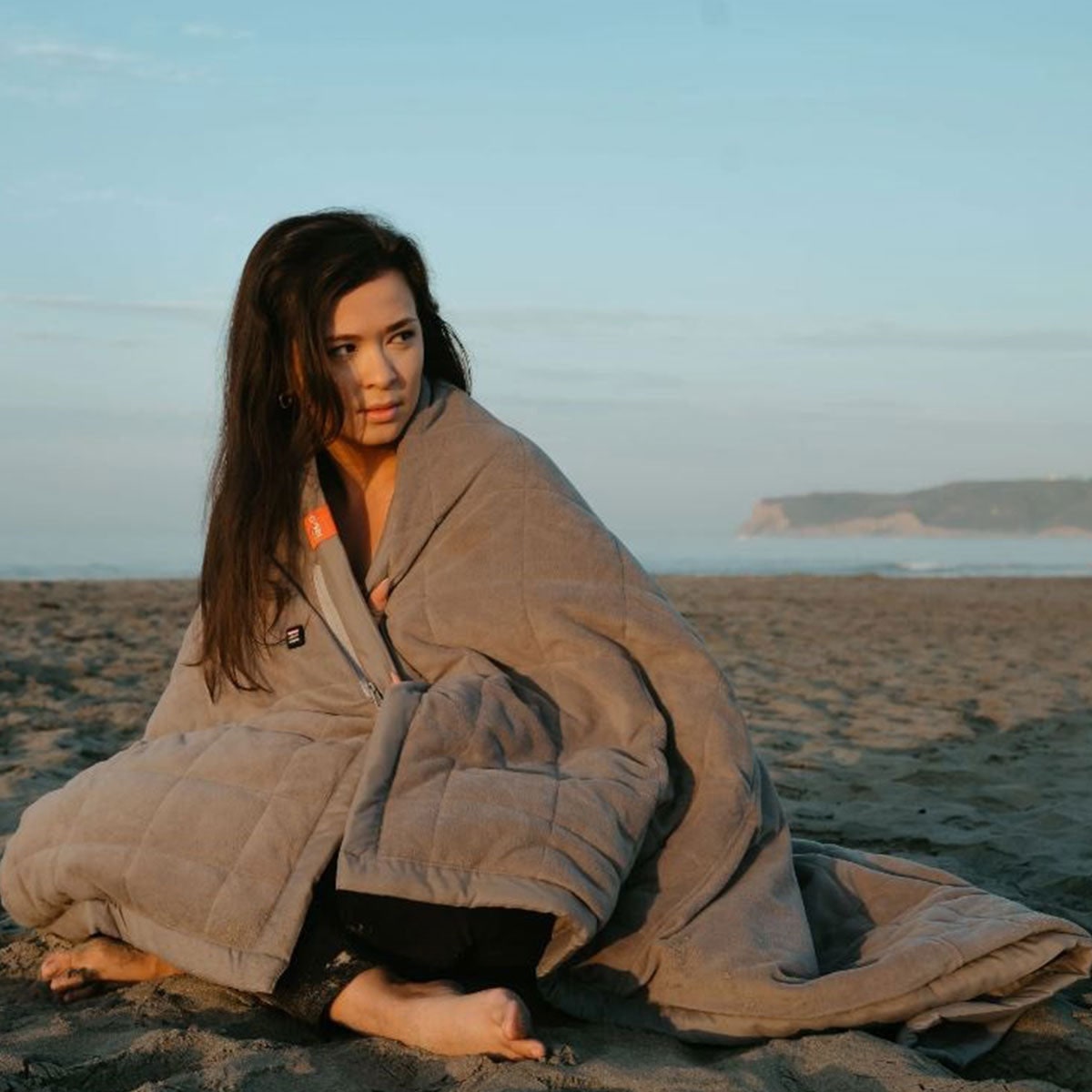 Heated Blanket Battery Operated Electric Throw with Quilted Fleece and Three Heat Zones - Image 9