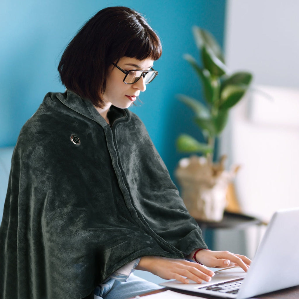 Heated Blanket Shawl with Electric Throw USB Powered Wearable Poncho with Zipper and Internal Pocket - Image 6