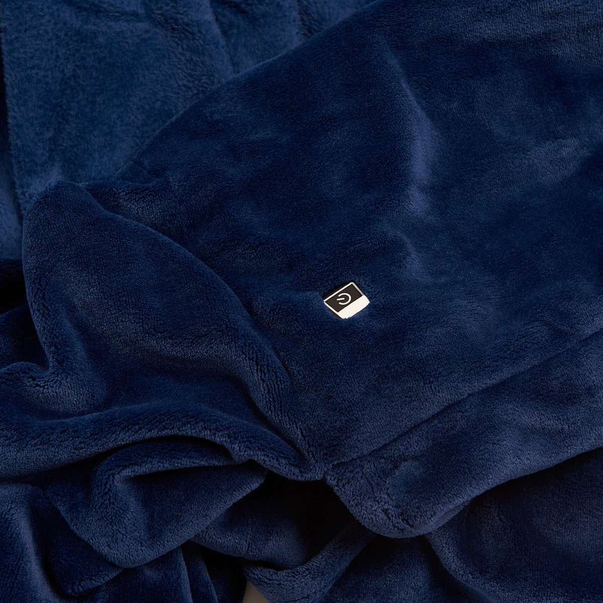 Heated Wearable Blanket with Sleeves and Throw Electric Fleece with Auto Shutoff - Image 6