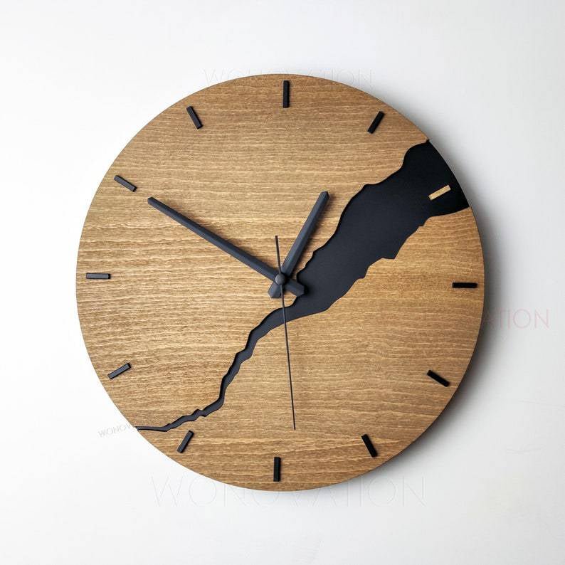 Elegant Wooden Wall Clock for Home Decor – Minimalist Timepiece for Living Room, Kitchen and Office Interiors