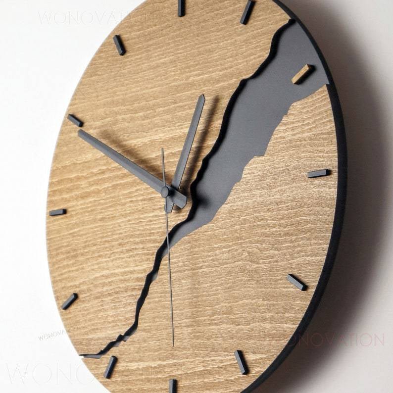Elegant Wooden Wall Clock for Home Decor – Minimalist Timepiece for Living Room, Kitchen and Office Interiors