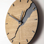 Elegant Wooden Wall Clock for Home Decor – Minimalist Timepiece for Living Room, Kitchen and Office Interiors