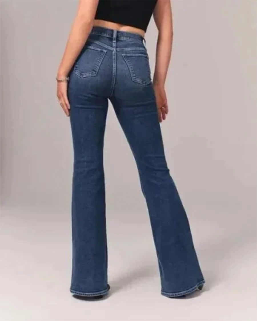 High-Waisted Flare Jeans – Timeless Fit and Stylish Denim
