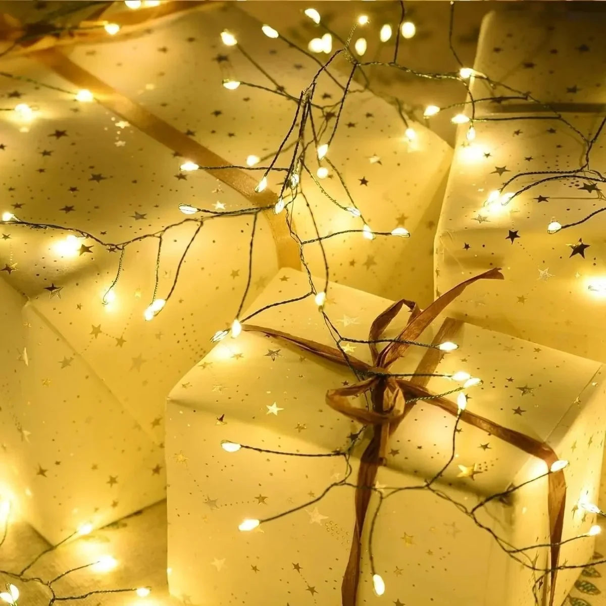 LED Christmas String Lights with Remote Control Cluster Warm for Indoor Decoration - Image 3