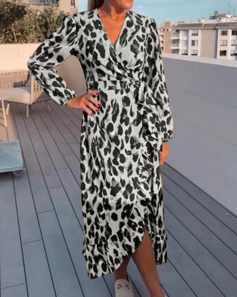 Leopard Print V-Neck Dress – Elegant, Comfortable & Perfect for Any Occasion