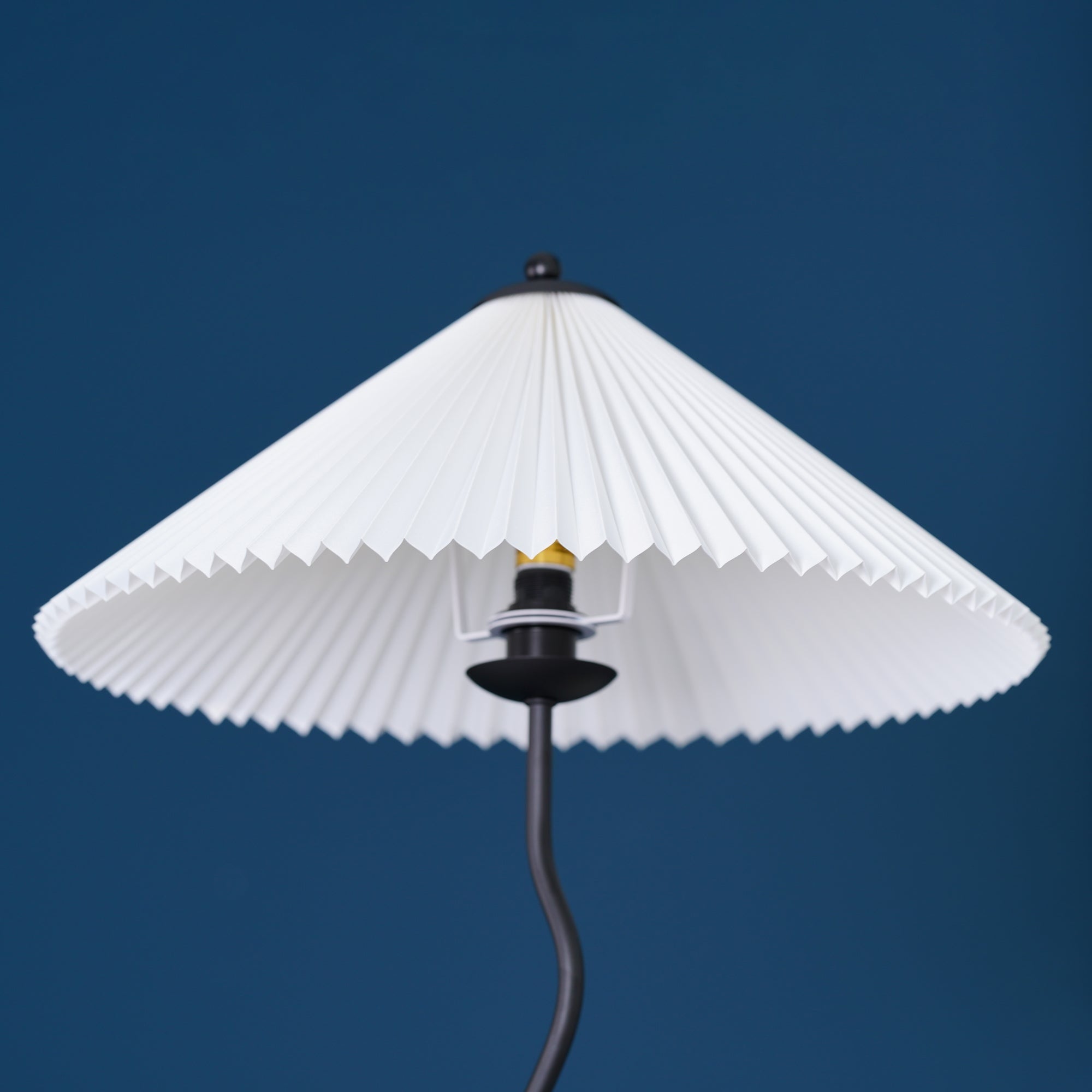Living Room Floor Lamp Modern Floor Lamp Wooden Pleated Wooden Base - Image 7