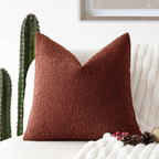 Elegant Bouclé Cushion Cover – Classic Comfort and Sophistication