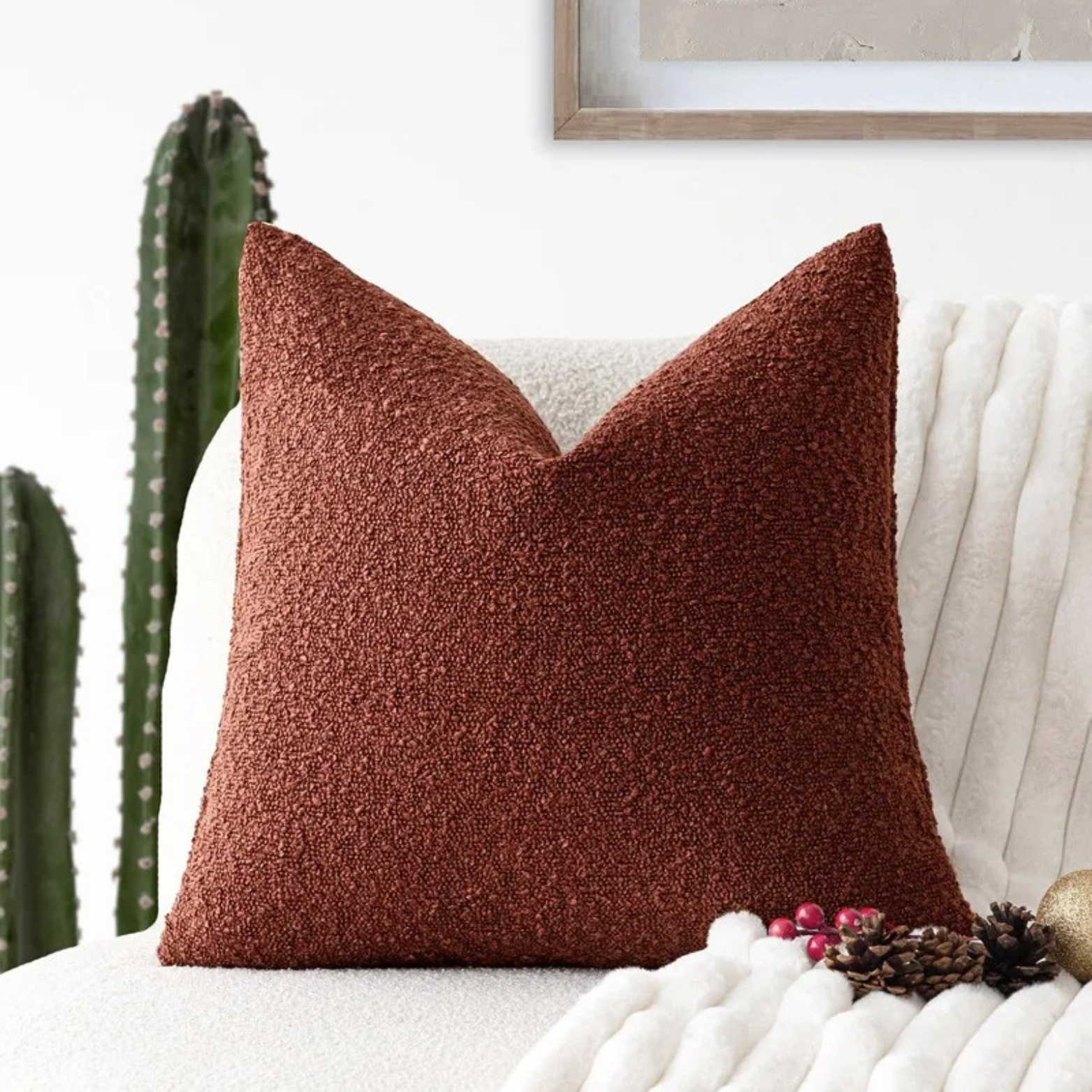 Elegant Bouclé Cushion Cover – Classic Comfort and Sophistication