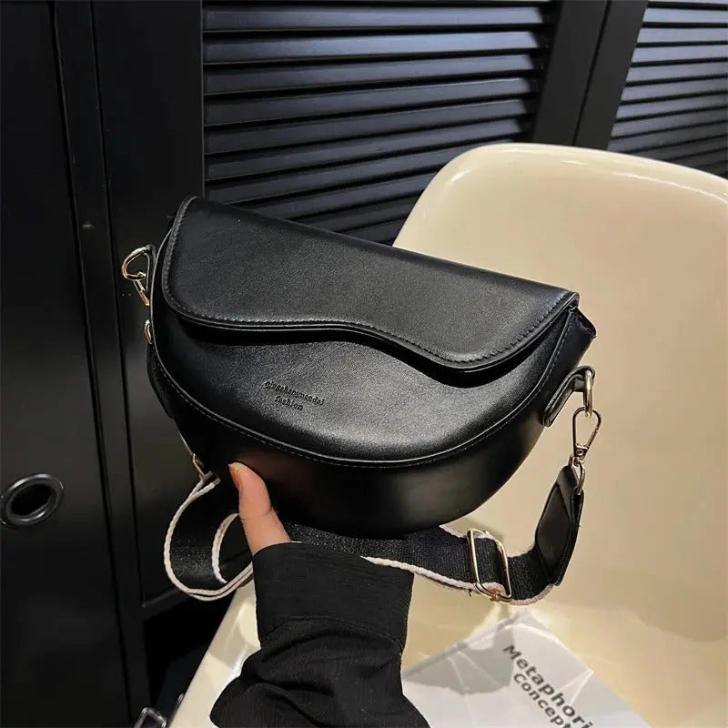 Premium Shoulder Bag for Everyday Use – Stylish Carry Bag for Work, Travel and Daily Outfits
