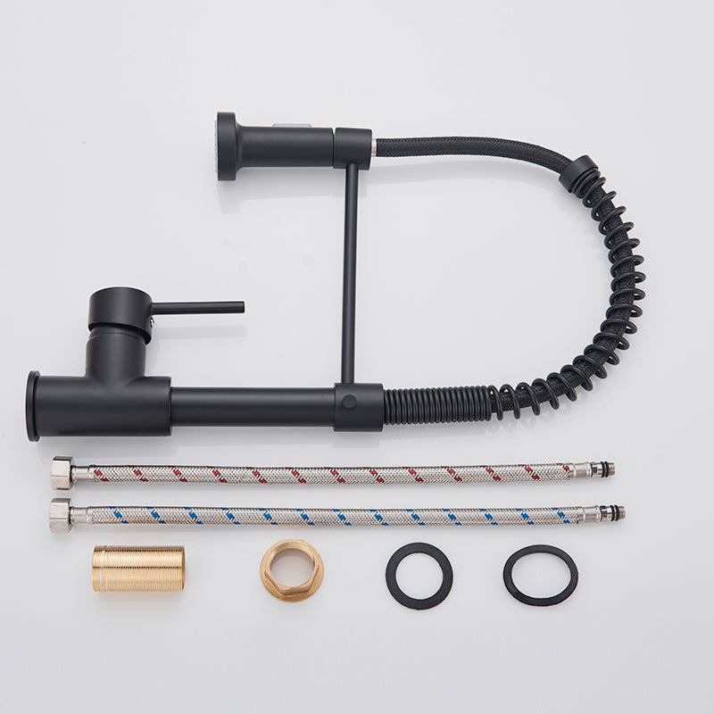 Modern Kitchen Faucet with Pull-Out Sprayer – Versatile Functional Design for Cooking and Cleaning