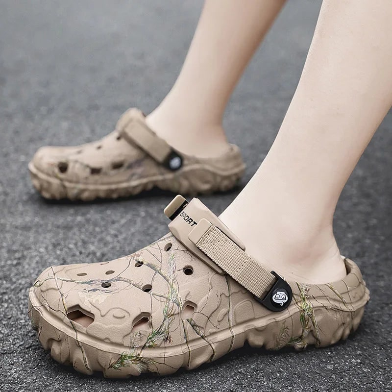 Men's Foam Clogs with Adjustable Heel Strap and Ventilation Holes - Image 4