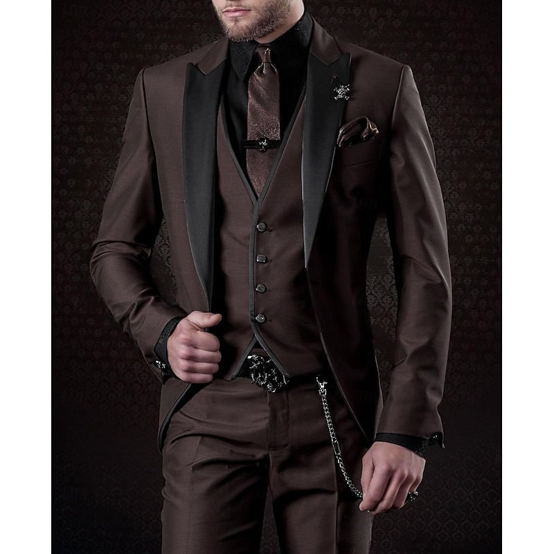 Men's Three Piece Suit with Slim Fit Contrast Peak Lapels and Tailored Waistcoat Navy Blue - Image 3