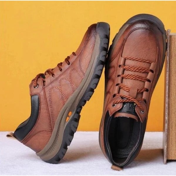 Men's Walking Shoes Comfortable Low Top Leather with Lugged Sole - Image 7