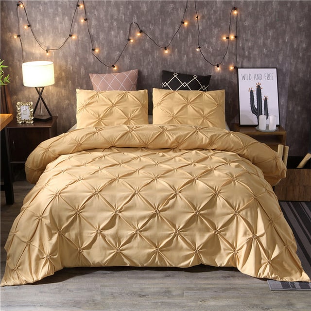 Pintuck Duvet Cover Set with Matching Pillowcases King Size Comforter Doona - Image 3