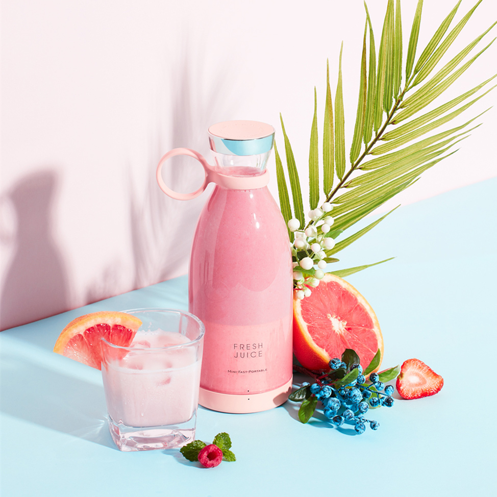 Portable Blender Bottle Personal with USB Rechargeable Base and Stainless Steel Blades - Image 10