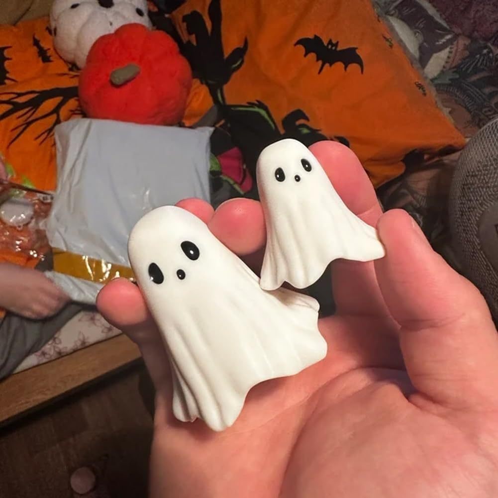 Resin Ghost Figurine Decor with Standing Base for Halloween Home Shelf Decorations Statue - Image 4