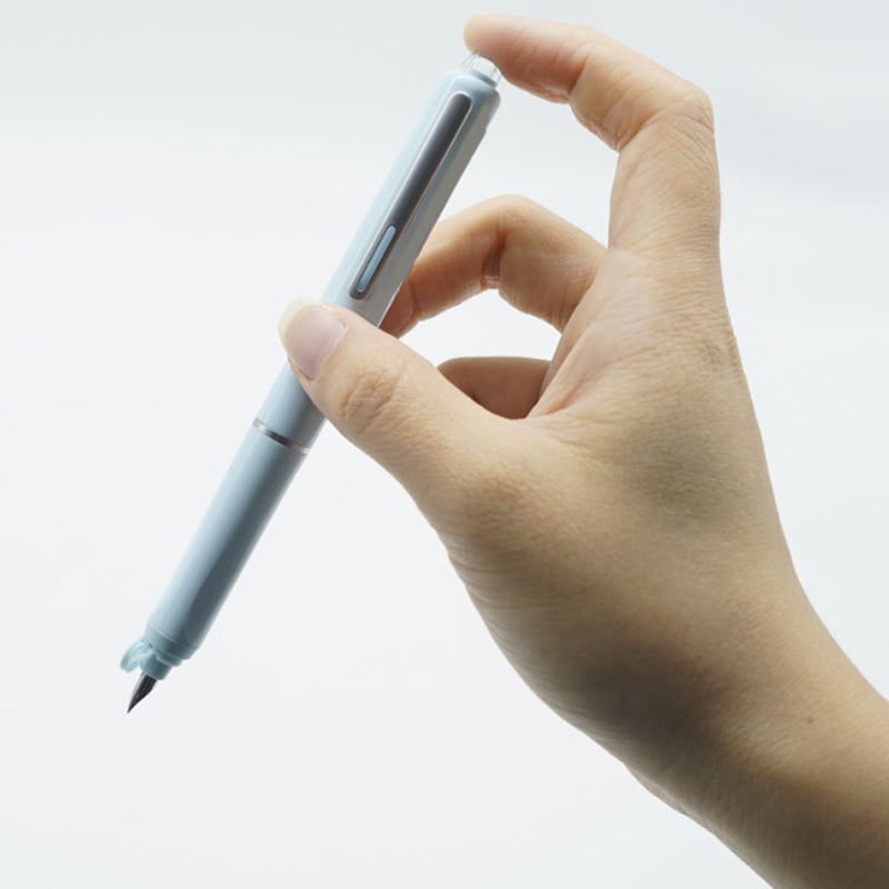 Retractable Fountain Pen with Fine Nib and Smooth Ink Flow - Image 6
