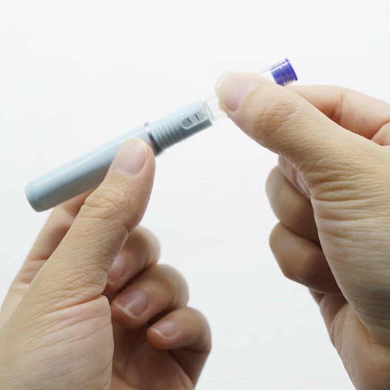 Retractable Fountain Pen with Fine Nib and Smooth Ink Flow - Image 7