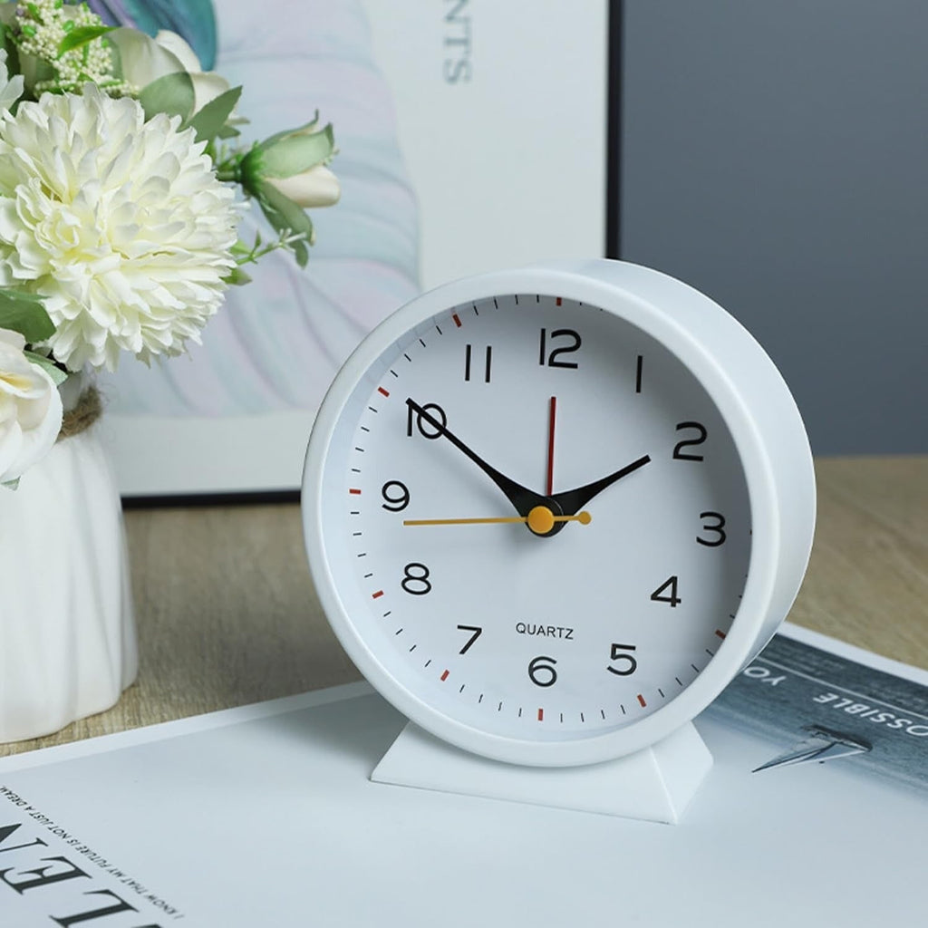 Retro Analog Alarm Clock with Silent Quartz Movement and Backlight - Image 12