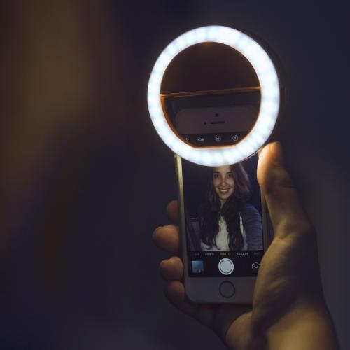 Portable Selfie Ring Light for Photography and Video – Clip-On LED Lighting for Content Creation, Selfies and Video Calls