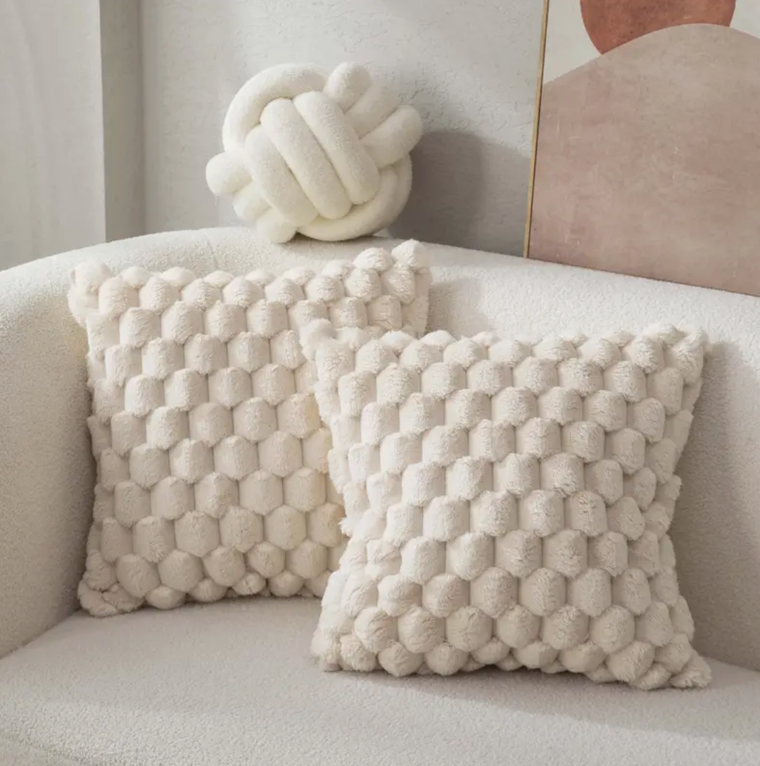 Cozy Plush Pillow with Luxurious Fluffy Cover