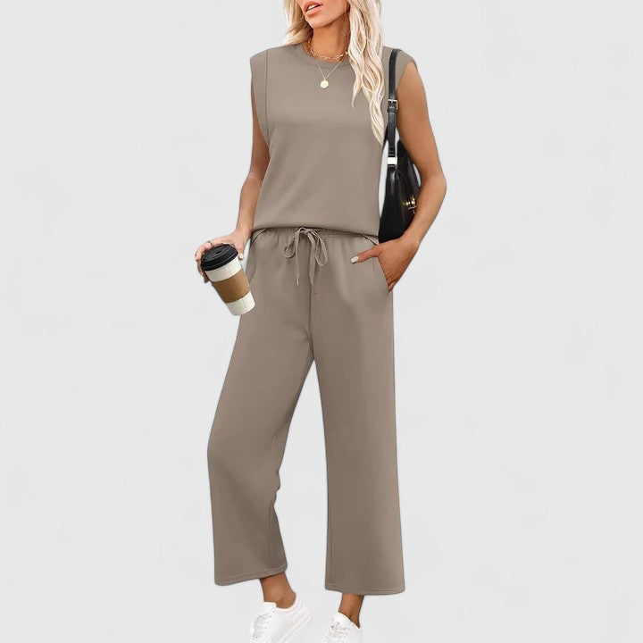 Anniston | Chic Two-Piece Ensemble