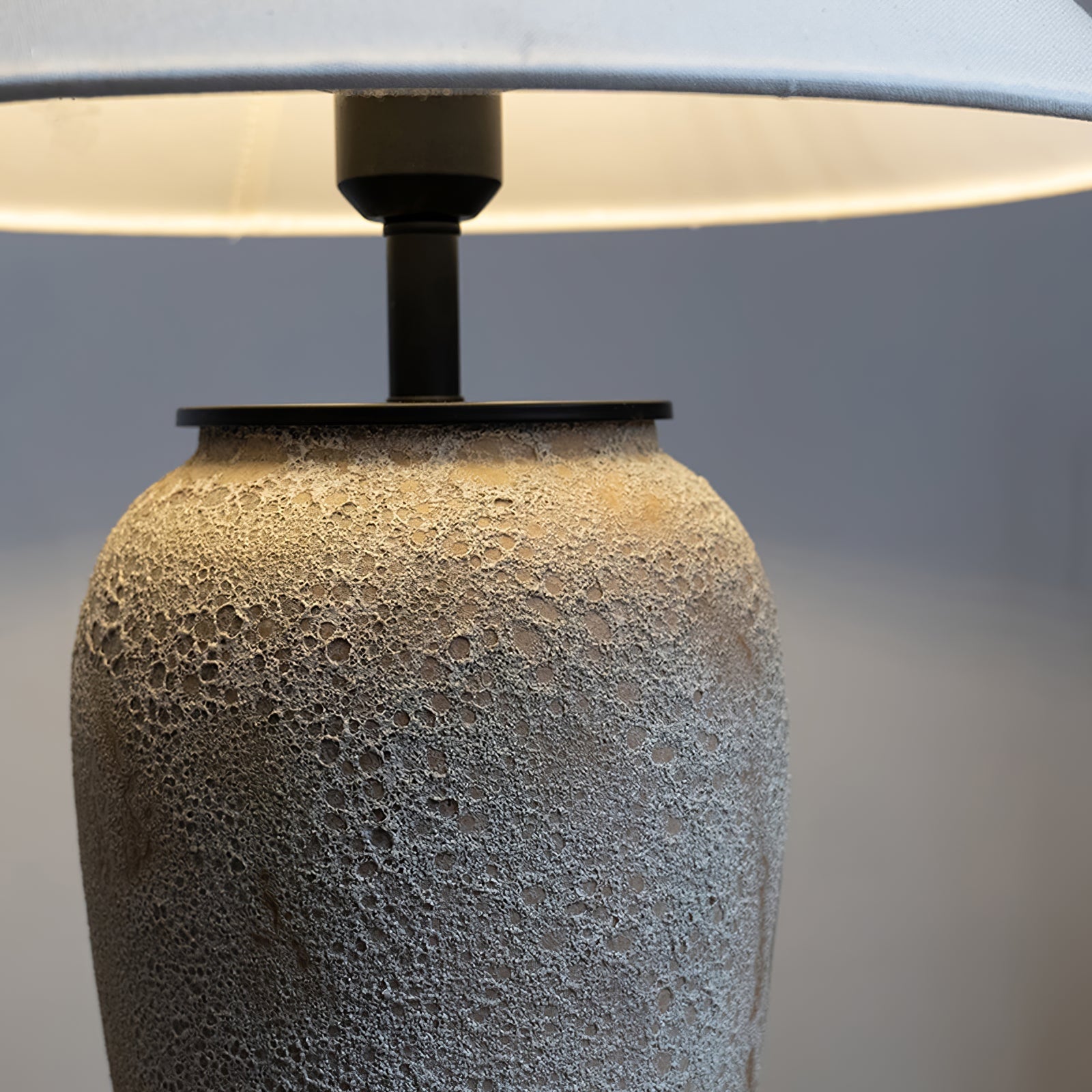 Table Lamp Ceramic Bedside Lamp Living Room Lamp Push Button Switch - Image 6