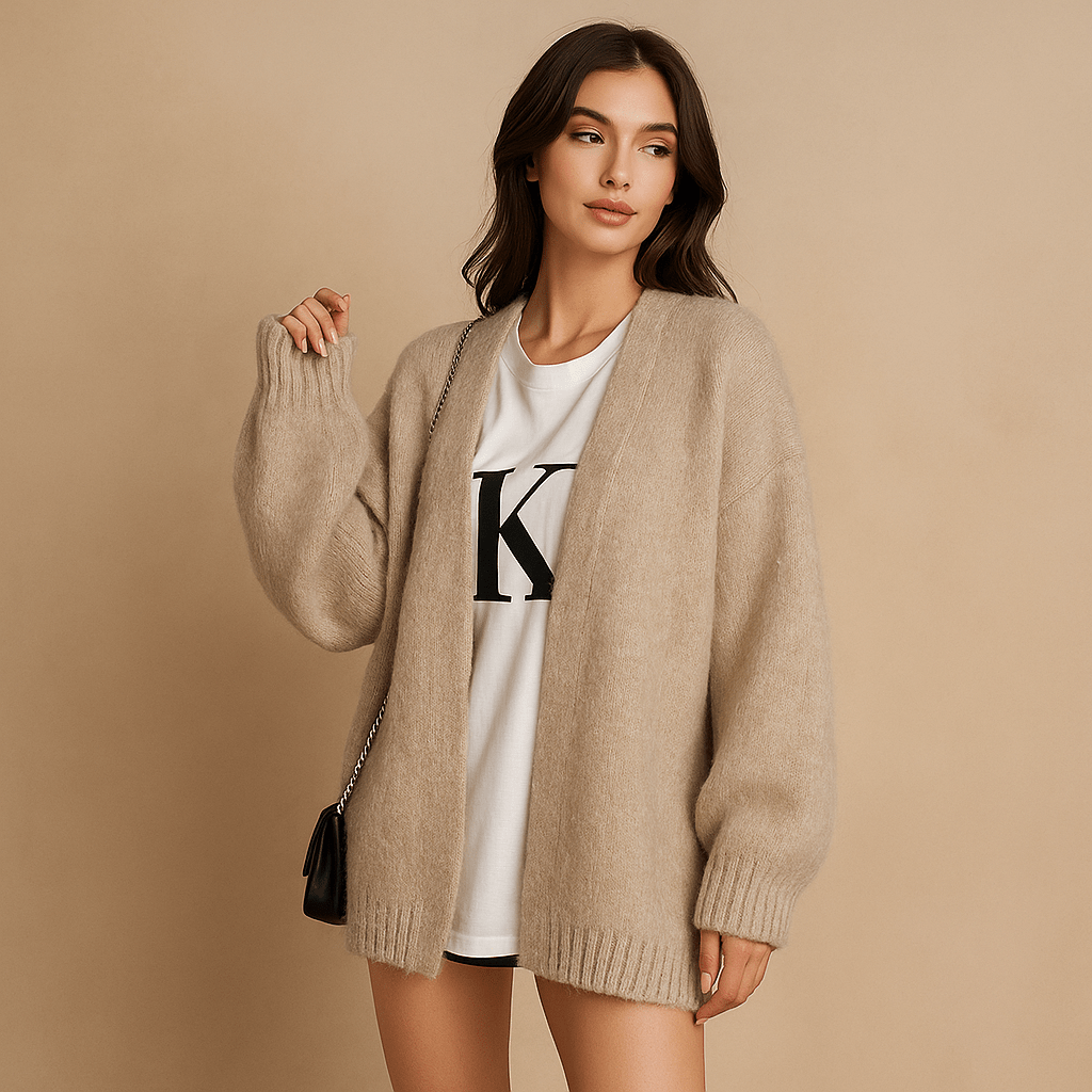 Cozy and Chic Wool Cardigan - Comfortable, Stylish, and High-Quality