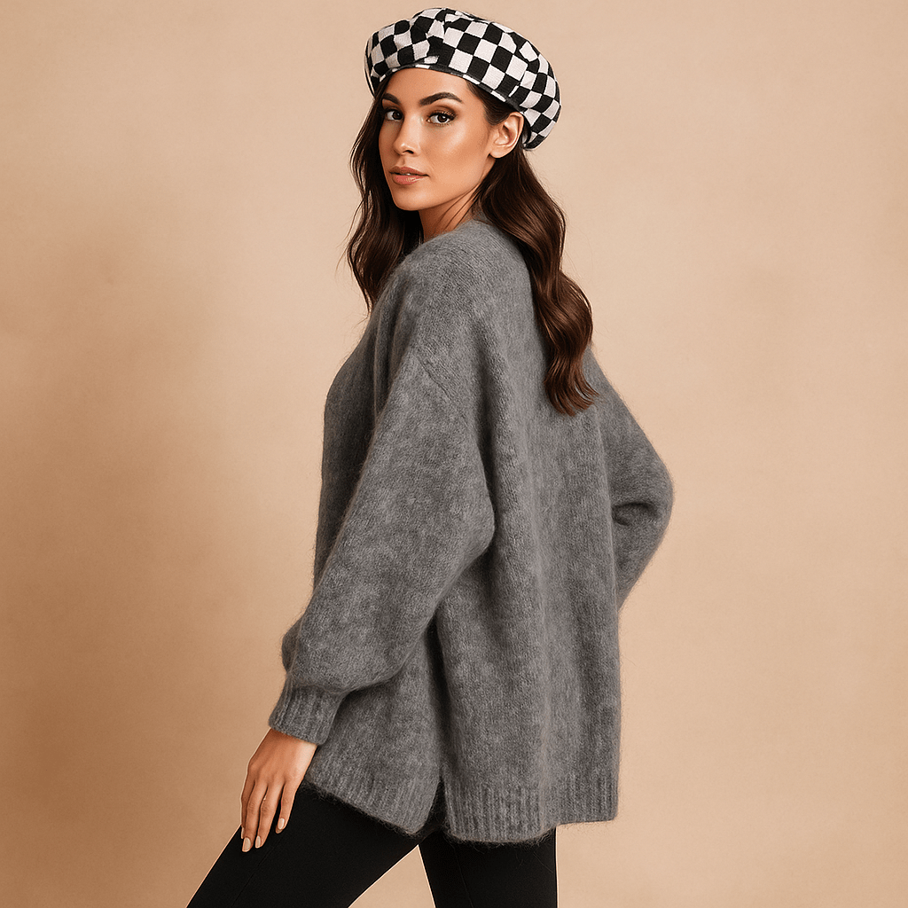 Cozy and Chic Wool Cardigan - Comfortable, Stylish, and High-Quality