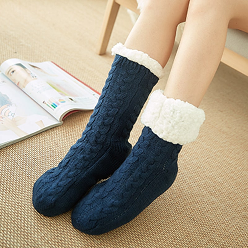 Wearable Blanket Hoodie Oversized Fleece with Front Pocket and Sherpa Lining - Image 5