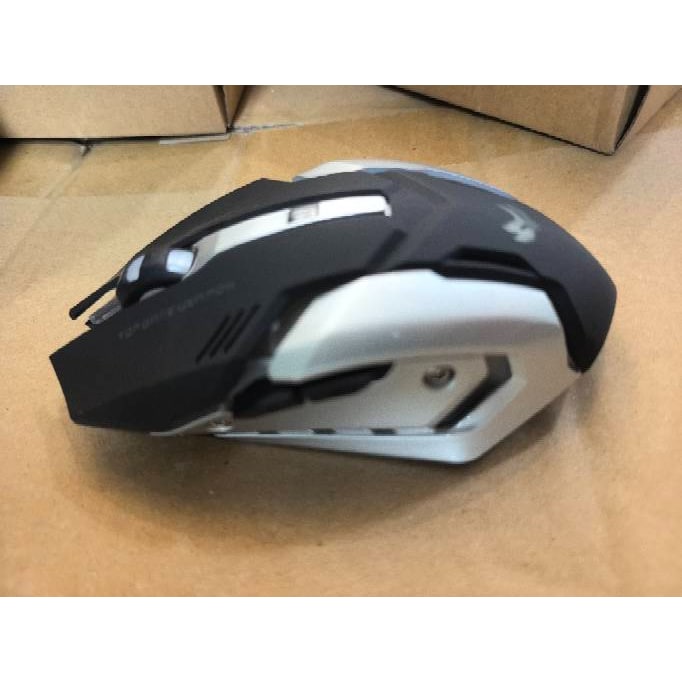 Wireless Ergonomic Gaming Mouse with LED Backlighting and Programmable Side Buttons - Image 9