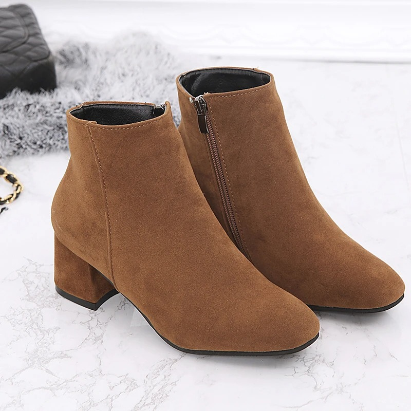 Women's Ankle Boots with Block Heel and Zipper Closure - Image 6