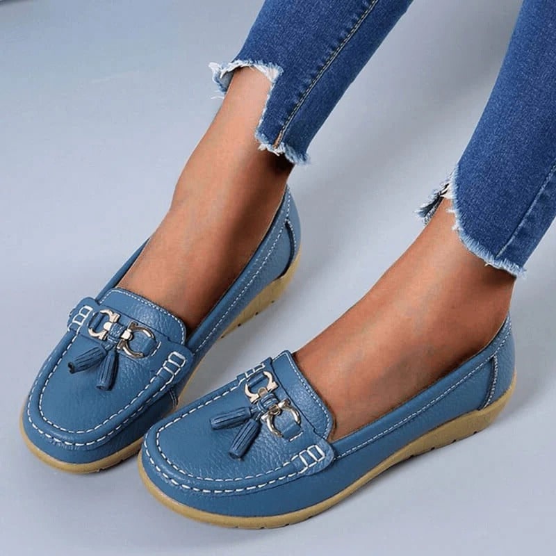 Womens Loafers Comfortable Slip Leather Pebbled Tassel Hardware - Image 10
