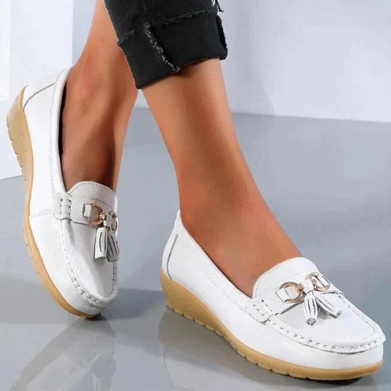 Womens Loafers Comfortable Slip Leather Pebbled Tassel Hardware - Image 16
