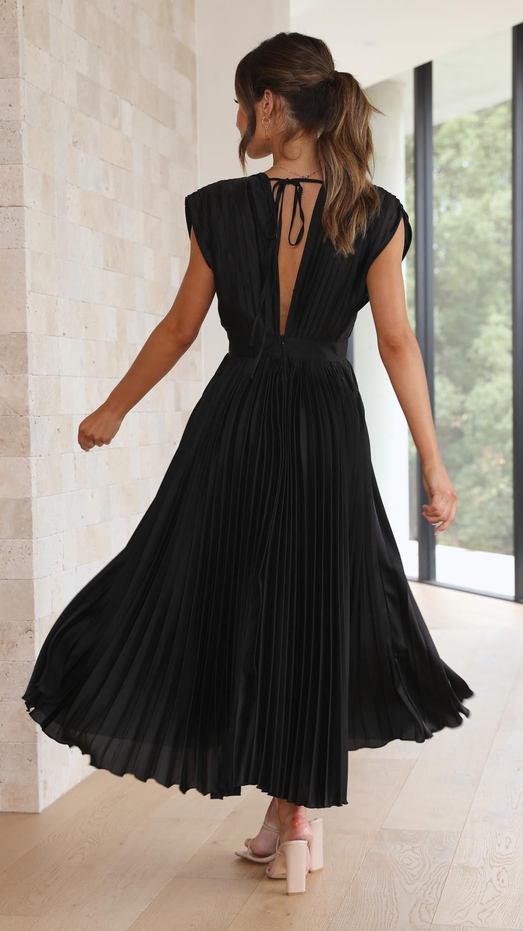 Kaitlyn | Women's V-Neck Pleated Midi Dress for Wedding Guests
