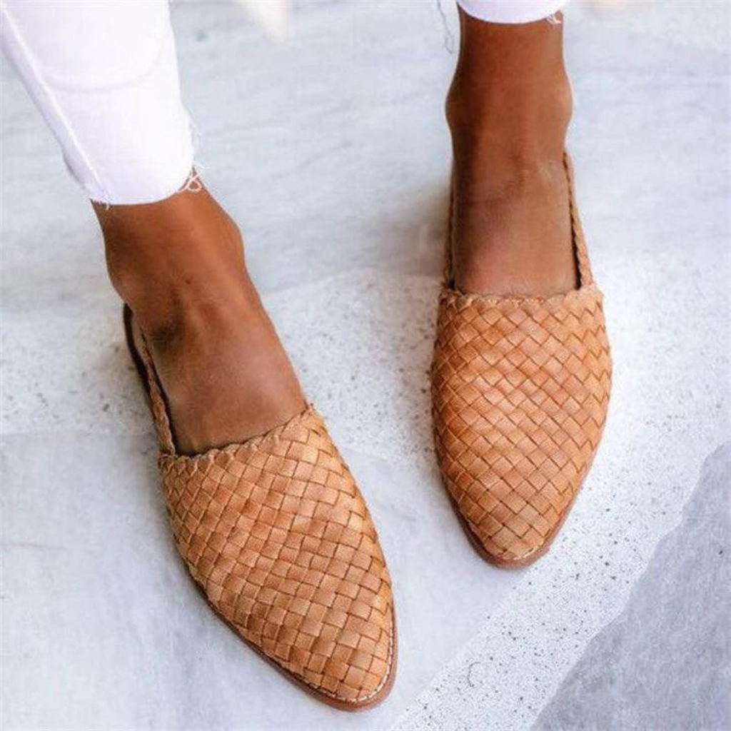 Women's Woven Pointed Toe Slingback Flats with Arch Support and Basketweave Detail - Image 3